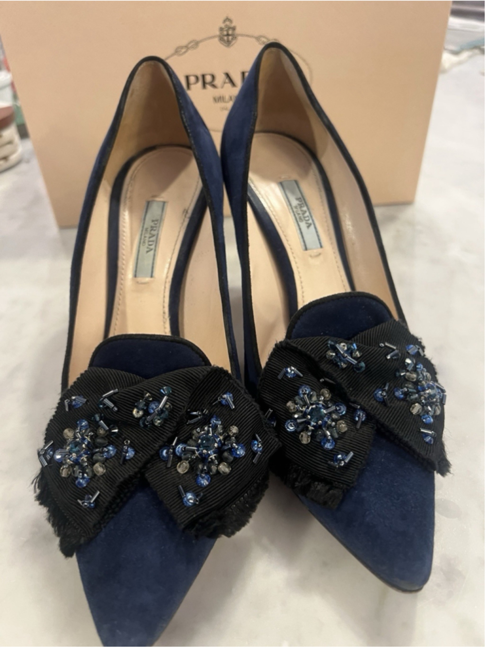 Prada Suede Beaded Bow Navy Blue Designer Heels Sz 39 (8.5/9) With Original Box - Picture 2 of 16